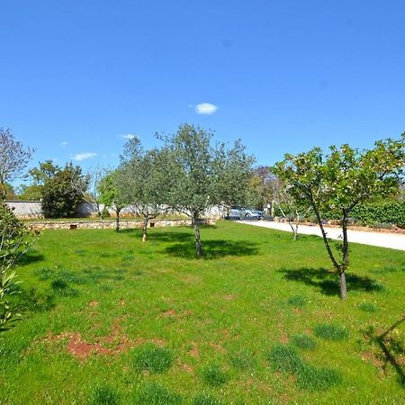 Bavica Apartments Rovigno Esterno foto